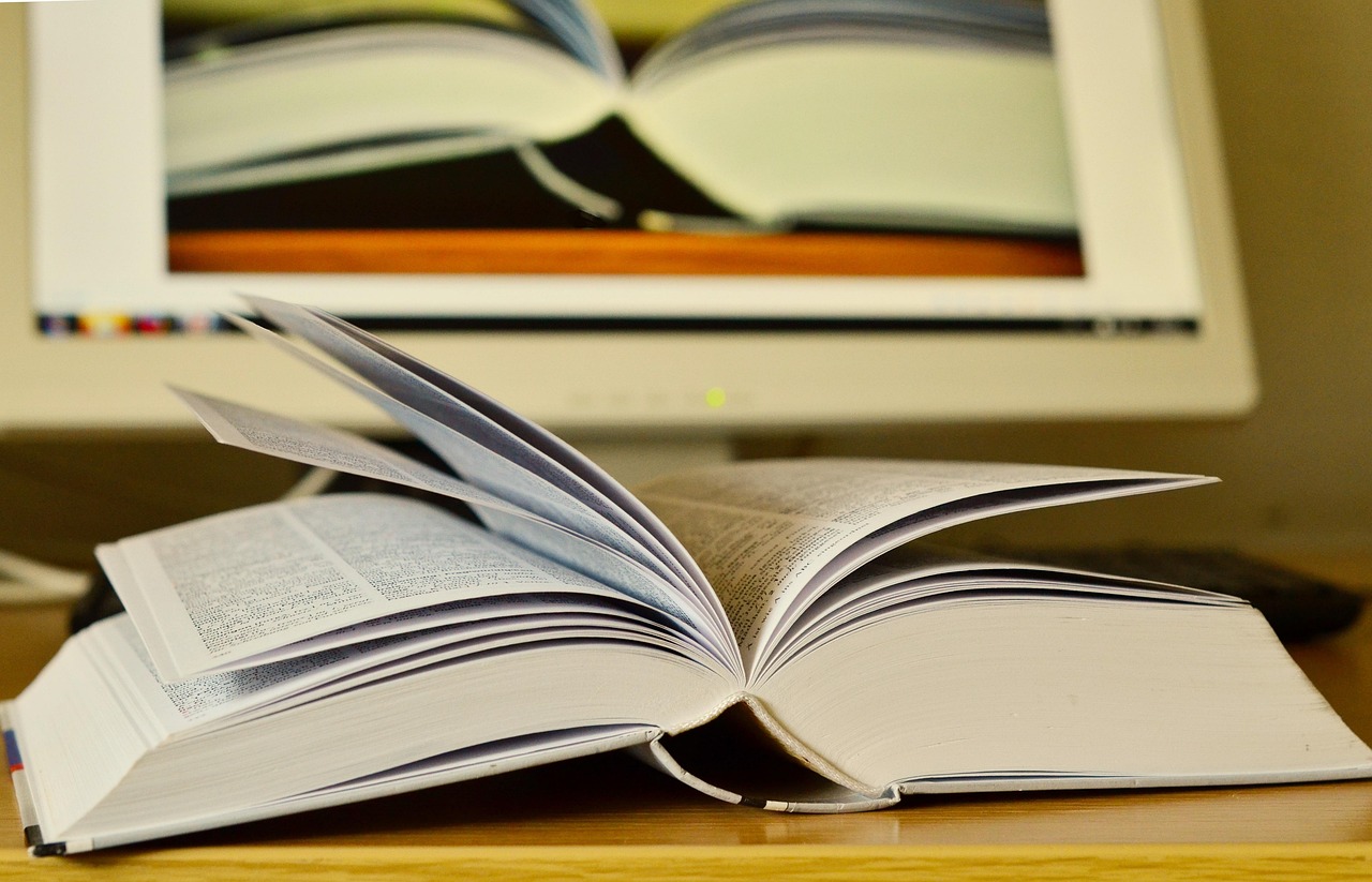 Anticariat Printre Carti